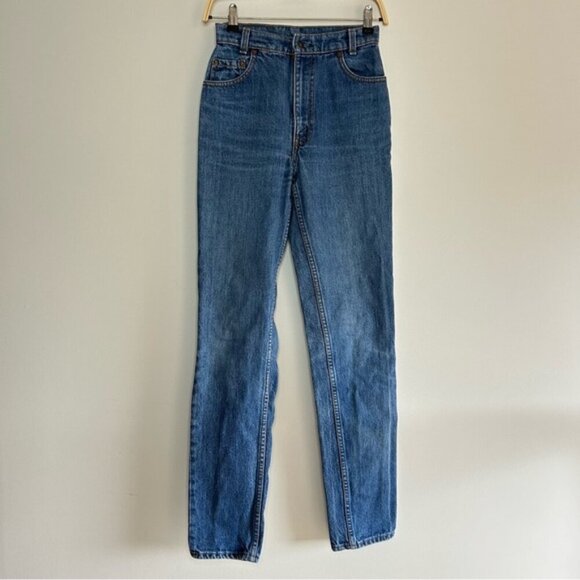 Levi's Denim - Vintage Levi's Slim Fit Medium Wash size 27